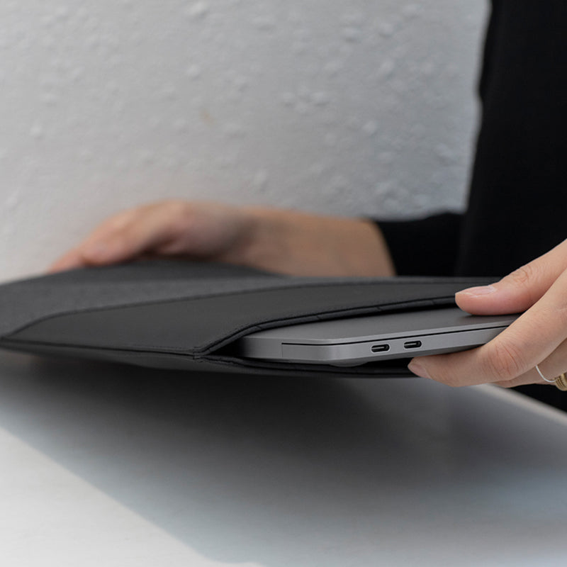 Stow Slim for MacBook Pro (15")